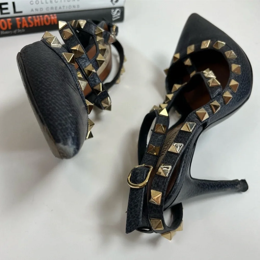 Valentino Garavani Rockstud Heels Ankle Strap Pumps